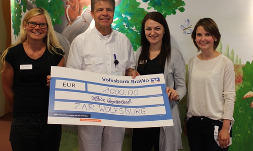 Christina Kopp, Prof. Dr. Gernot Sinnecker, Ilona Janzen und Carolin Buse. Foto: Zentrum für Ambulante Reha