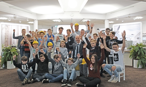24 Schüler blickten heute hinter die Kullisen der Stadtwerke. Foto: Stadtwerke Wolfenbüttel