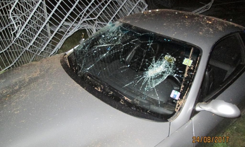 An dem Ferrari entstand ein Totalschaden. Foto: Polizei Wolfsburg