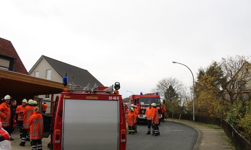 Die Ortsfeuerwehren von Sickte, Volzum und Hötzum rückten heute zum Einsatz aus. Foto: Jan Borner