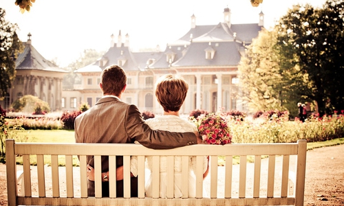 Wir gratulieren zur Goldenen Hochzeit. Symbolbild: pixabay