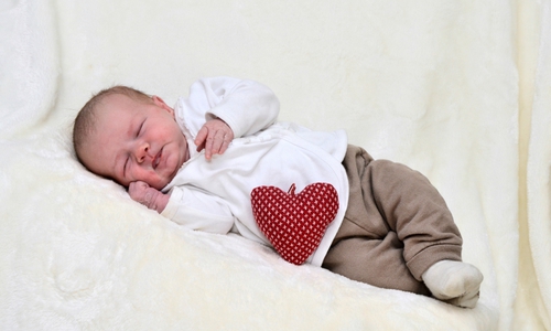 Herzlich Willkommen: Frieda Kühnel. Foto: Babysmile24