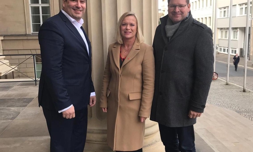 Tobias Heilmann, Dunja Kreiser und Marcus Bosse (v.l.). Foto: SPD