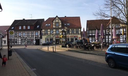 Die Verkehrsführung wird für den Frühlingsmarkt geändert. Foto: Bernd Dukiewitz