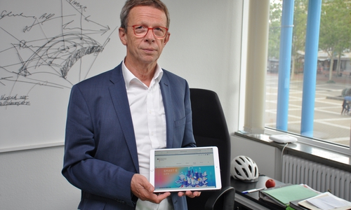 Freut sich über die Förderung des Bundesministeriums: Oberbürgermeister Klaus Mohrs. Foto: Stadt Wolfsburg