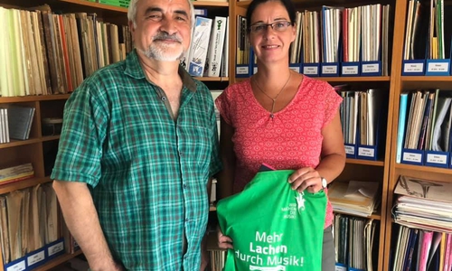 In der Kreismusikschule Helmstedt informierte sich Veronika Koch MdL über das niedersächsische Musikalisierungsprogramm und wurde vom Leiter Gheorghe Herdeanu durch die Schule geführt. Foto: Wahlkreisbüro Veronika Koch