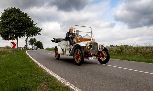Das Modell T von Ford ist das älteste Fahrzeug im Feld. Foto: White GA