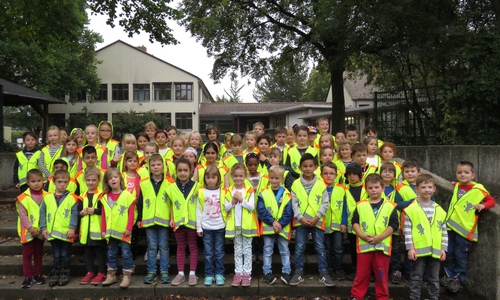 Die teilnehmenden Schülerinnen und Schüler der Wilhelm-Raabe-Schule. Foto: Strauß