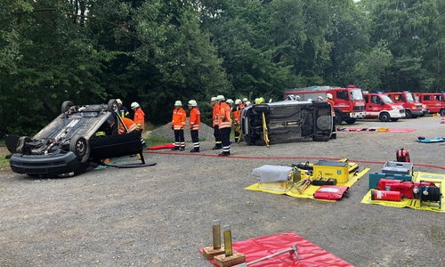 Die Feuerwehr hat am Wochenende verschiedene Szenarien geübt. Fotos: Feuerwehr