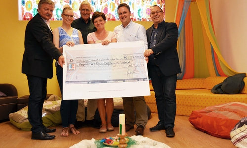 2700 Euro spendete der VW-Betriebsrat an die "Trostinsel". Foto: Lünsmann
