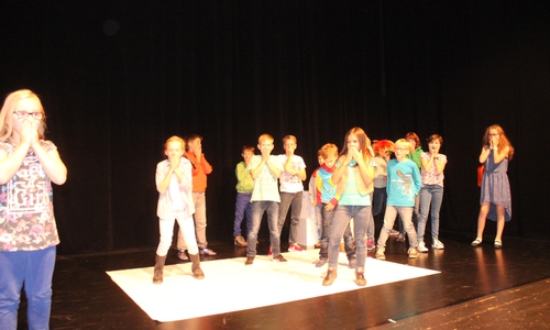 Die Kinder des Theater-Labors präsentierten am Freitag ihre Stücke auf der Studiobühne im Lessingtheater. Fotos. Anke Donner 