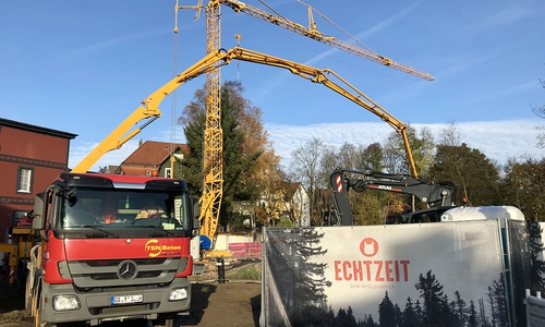 Mitten im Zentrum von Braunlage laufen die Arbeiten für den Bau der Luxus-Appartements „EchtZeit“ auf Hochtouren Foto: Wirtschaftsförderung Region Goslar GmbH & Co. KG