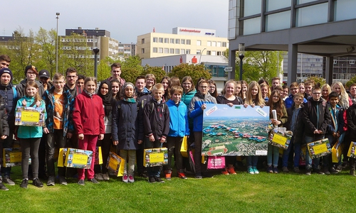 Waren neugierig auf Stadtverwaltung: Die Teilnehmerkinder des Zukunftstages. Foto: Frederick Becker