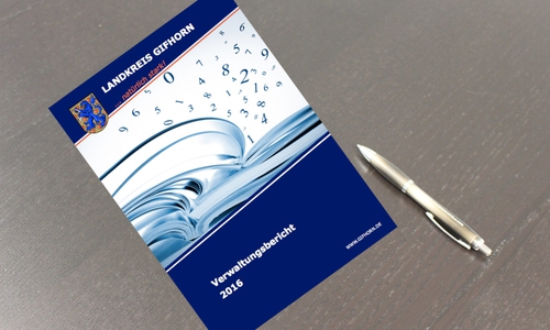 Der Verwaltungsbericht des Landkreises liegt vor. Foto: Eva Sorembik