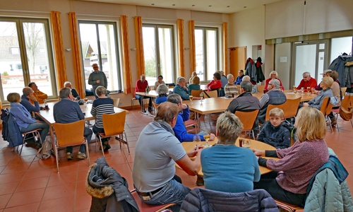 Die CDU Cremlingen beendete ihre Braunkohlwanderung im Destedter Gemeindehaus mit dem traditionellen Braunkohlessen.