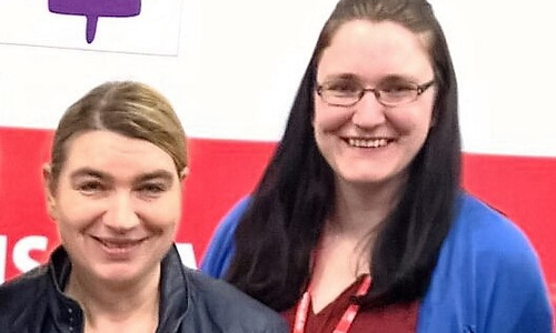 Von links: ASF Bezirksvorsitzende Simone Wilimzig-Wilke und ASF Bezirksvorstandsmitglied und Mitglied der Antragskommission der ASF Bundeskonferenz 2016, Kerstin Maak. Foto: SPD