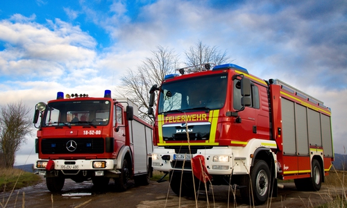 Der alte und der neue Rüstwagen der Feuerwehr Seesen.