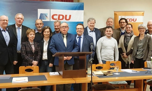 Im Beisein von Frank Oesterhelweg, Heinz-Dieter Eßmann, Manfred Ammon und Winfried Pink stellte sich der Vorstand des CDU-Stadtverbandes vor.