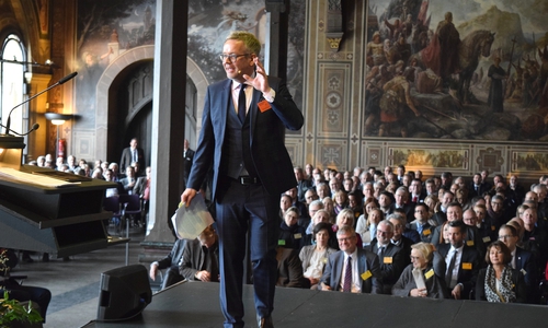 Für Professor Dr. Ansgar Staudinger ist es der zweite Deutsche Verkehrsgerichtstag als Präsident und seine zweite Eröffnungsansprache in der Kaiserpfalz.