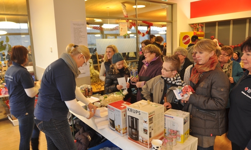 Bei der Tombola des DRK gibt es attraktive Preise. Foto: DRK