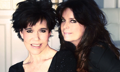 "Die Opferung von Gorge Mastromas" und das Duo "Forever Soul" im Lessingtheater. Foto: KIDA
