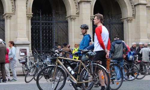 Nachdem im letzten Jahr Braunschweig der Zielpunkt war, startet die Cycle Tour in diesem jahr in der Löwenstadt. Symbolfoto: Archiv/Sina Rühland