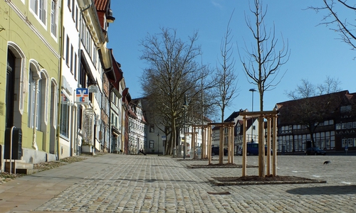 Es gebe auch Zeiten zu denen Großparkplätze wie der Holzberg leer sind. Foto: Achim Klaffehn