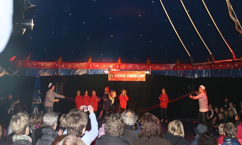80 Kinder als Jongleure, Artisten und Fakire. Foto: Stadt Wolfenbüttel