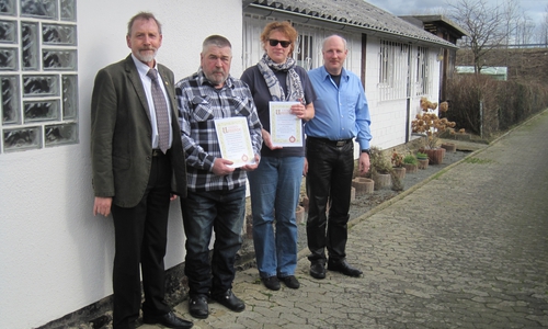 Axel Bertram (Bezirksvorsitzender), Jens M. Parpart/KGV Fümmelse e. V., Andrea Rose/KGV Salzdahlum e. V., Jörg Komendera (stellv. Vorsitzender) (v. li.). Foto: privat  
