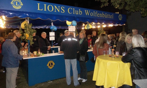 Der Stand des Lions Club Wolfenbüttel bei der Kulturnacht an der Kommisse. Foto: Privat