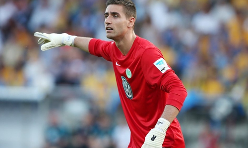 Der beste Bundesliga-Torwart fliegt nur als Nummer Zwei zur WM: Koen Casteels. Foto: Agentur Hübner/Archiv