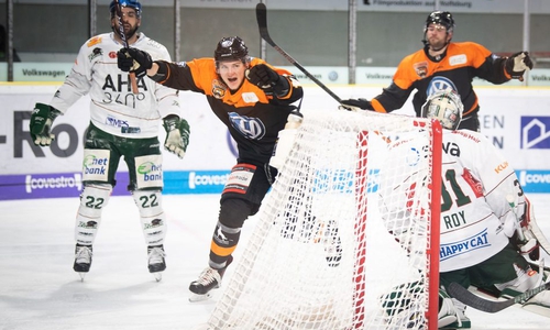 Alexander Karachun leitete mit seinem frühen Treffer den Sieg der Grizzlys ein. Foto: City-Press GbR