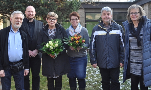 Rainer Jonas (von links), Matthias Eggers sowie (von rechts) Barbara Gabriel und Andreas Piltz begrüßten Marion Köchy und verabschiedeten Kornelia Röckl als Netzwerk-Koordinatorin. Foto: WoBau