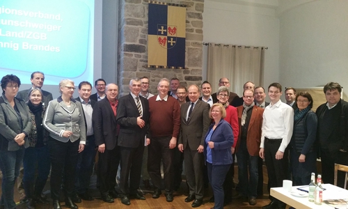 Mitglieder des CDU-Landesvorstandes, in der Mitte Landratskandidat Dr. Burkhardt Budde (Peine), Peter Link, Frank Oesterhelweg und Landratskandidat Gerhard Radeck (Helmstedt). Foto: Privat