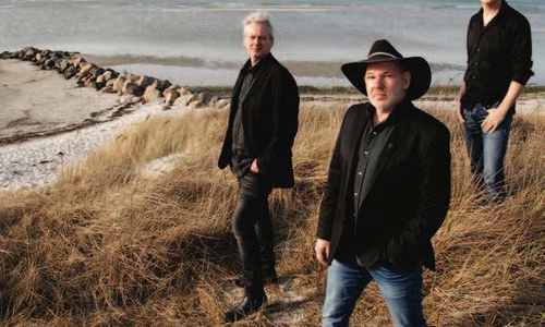Georg Schroeter, Marc Breitfelder und Tim Engel spielen in der Kommisse. Foto: Veranstalter