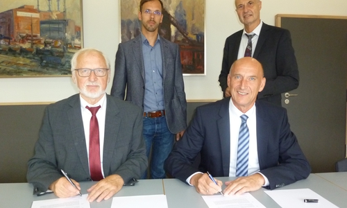 von links nach rechts: Horst Karrasch (Leiter der Hildesheimer Arbeitsagentur), Norman Anton (Jugendberufsagentur), Landrat Franz Einhaus und Kreisrat für Soziales Dr. Detlef Buhmann. Foto: Landkreis Peine