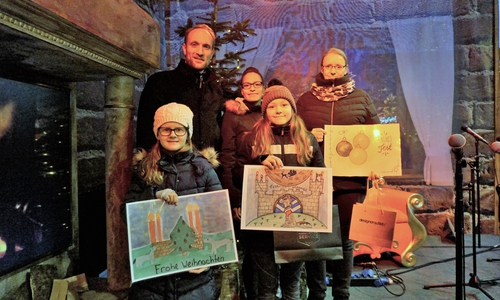 Die Gewinner des Wettbewerbs rund um die Wolfsburger Weihnachtspostkarte 2018 stehen fest. Foto: WMG Wolfsburg