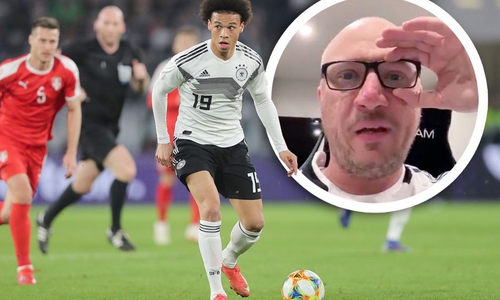 Vor allem Leroy Sané sei Addressat der Schmährufe gewesen, beklagt der Journalist André Voigt (kleines Foto). Fotos: Agentur Hübner/Facebook privat
