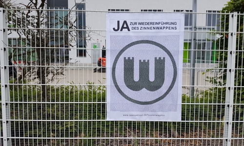 Die Fans plädieren für die Wiedereinführung des Zinnenwappens. Foto: Faninitiative FasZINNation Wolfsburg