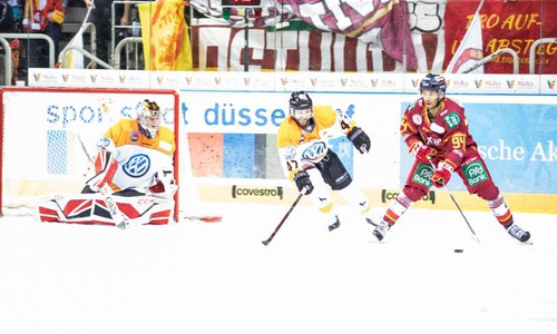 Im letzten Drittel drehte die DEG das Spiel um. Foto: imago/Beautiful Sports