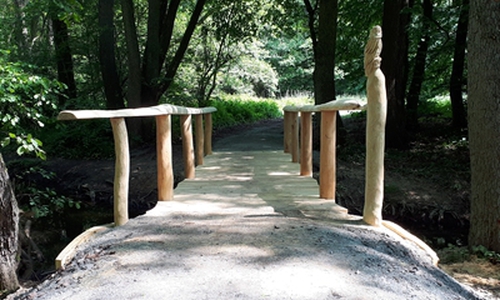 Eine Brücke im Wolfsburger Hasselbachtal musste erneuert werden. Foto: Stadt Wolfsburg 