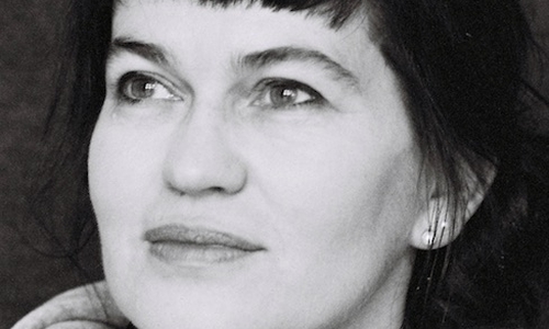 Autorin Karin Kalisa liest aus ihrem Buch "Sungs Laden". Foto: Bina Elisabeth Mohn