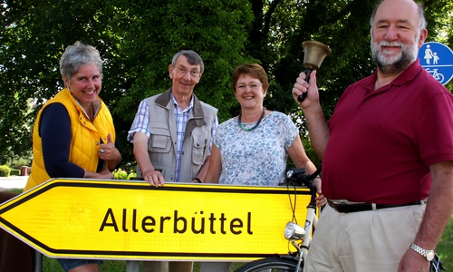 Läuten die heiße Phase der Fest-Vorbereitung ein: (v.l.)  Dorothee Tietge, Willi Franz, Christiane Reimann und Horst-Dieter Hellwig.  Foto: Dorf- und Kulturverein Allerbüttel