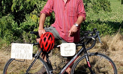 Stefan Temme radelt für die Welthungerhilfe. Foto: Ole-Christian Temme