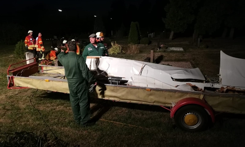 Das Flugzeugwrack wird geborgen. Fotos und Video: aktuell24/DC
