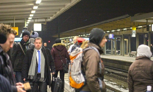 Die Polizei hat große Hoffnung, den Übergriff am Bahnhof Calberlah aufklären zu können. Symbolfoto: Frank Vollmer