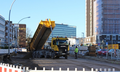 Straßenbau: Mit durchschnittlich 1.500 Euro Beteiligung müssen Anlieger rechnen. Foto: Alexander Panknin
