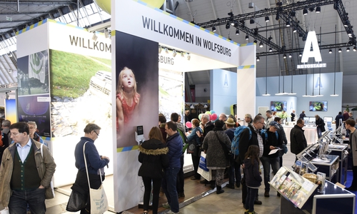 Wolfsburg präsentiert sich in Stuttgart. Foto: WMG