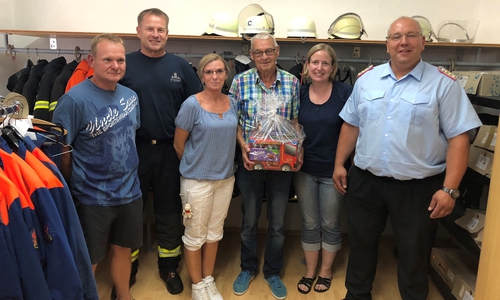 Jens Schmidt, Ralf Sprang, Jenny Krull, Martin Schmidt, Sandra Kukafka, Ralf-Holger Niemann (v. li.).  Foto: Gemeinde Lehre