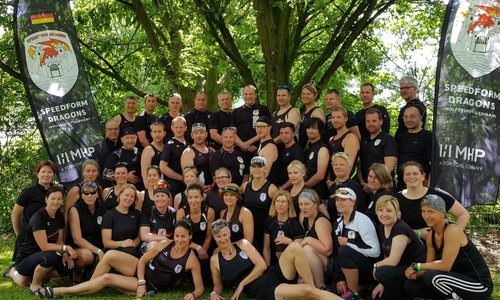 Der Verein nach der erfolgreichen Regatta. Foto: Wolfsburger Kanu-Club e.V.